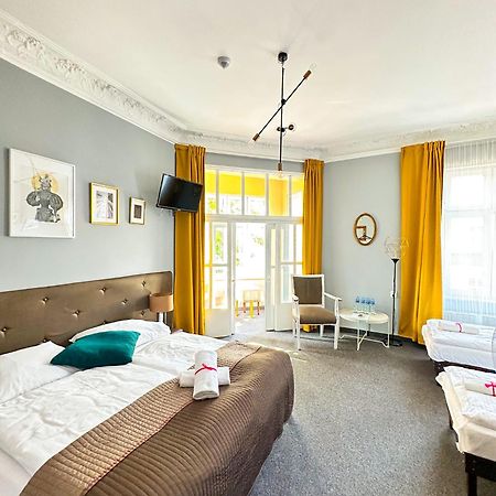 Expolis Residence - City Center Mtp Targi - 24H #Betterthanyourex Poznań Buitenkant foto