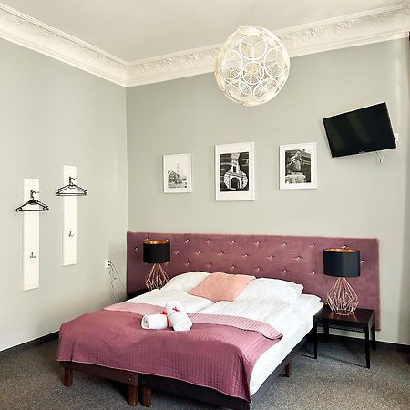 Expolis Residence - City Center Mtp Targi - 24H #Betterthanyourex Poznań Buitenkant foto