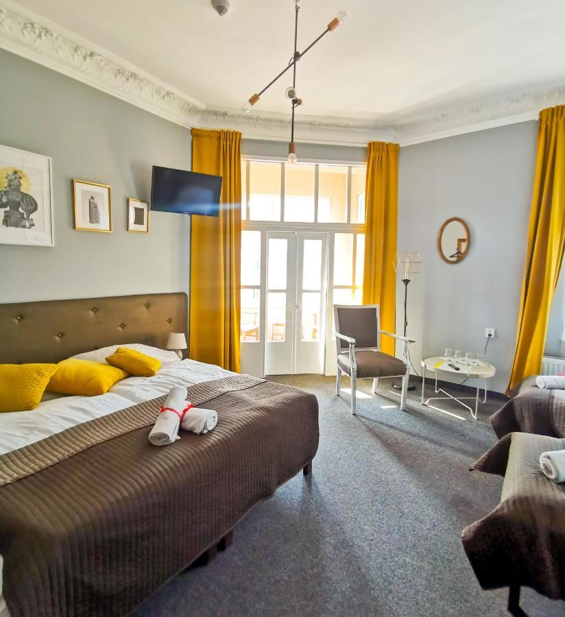 Expolis Residence - City Center Mtp Targi - 24H #Betterthanyourex Poznań Buitenkant foto