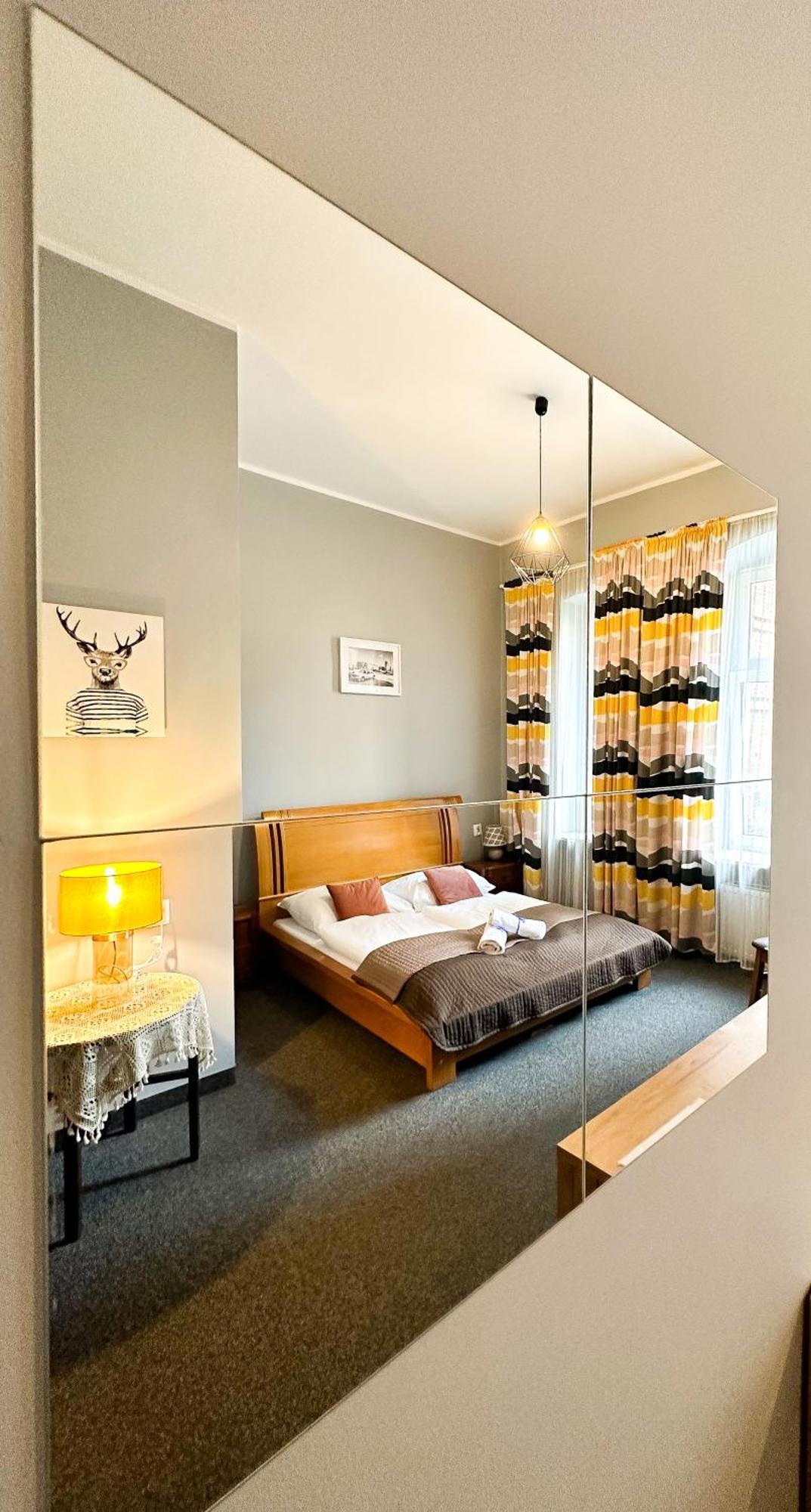 Expolis Residence - City Center Mtp Targi - 24H #Betterthanyourex Poznań Buitenkant foto