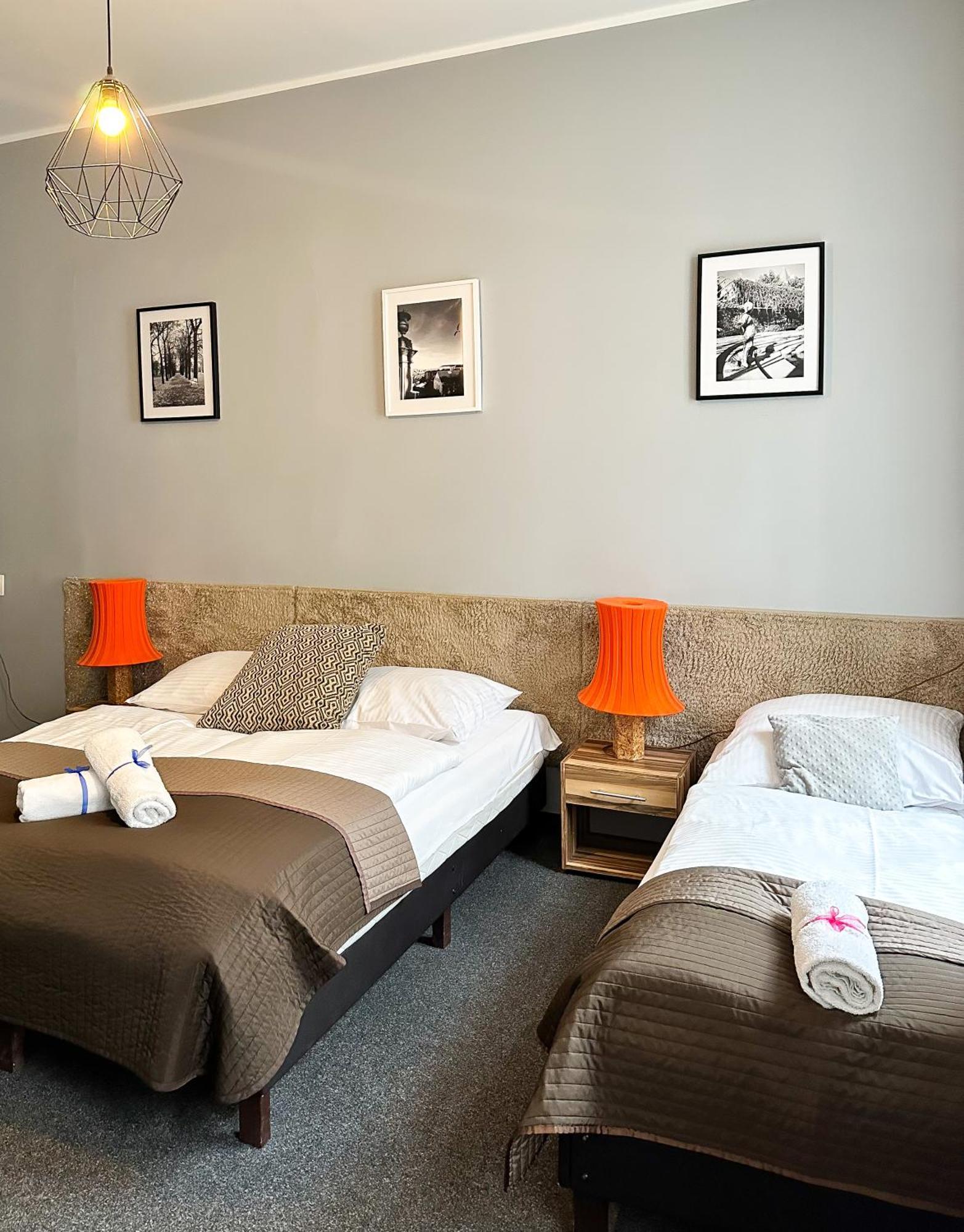 Expolis Residence - City Center Mtp Targi - 24H #Betterthanyourex Poznań Buitenkant foto