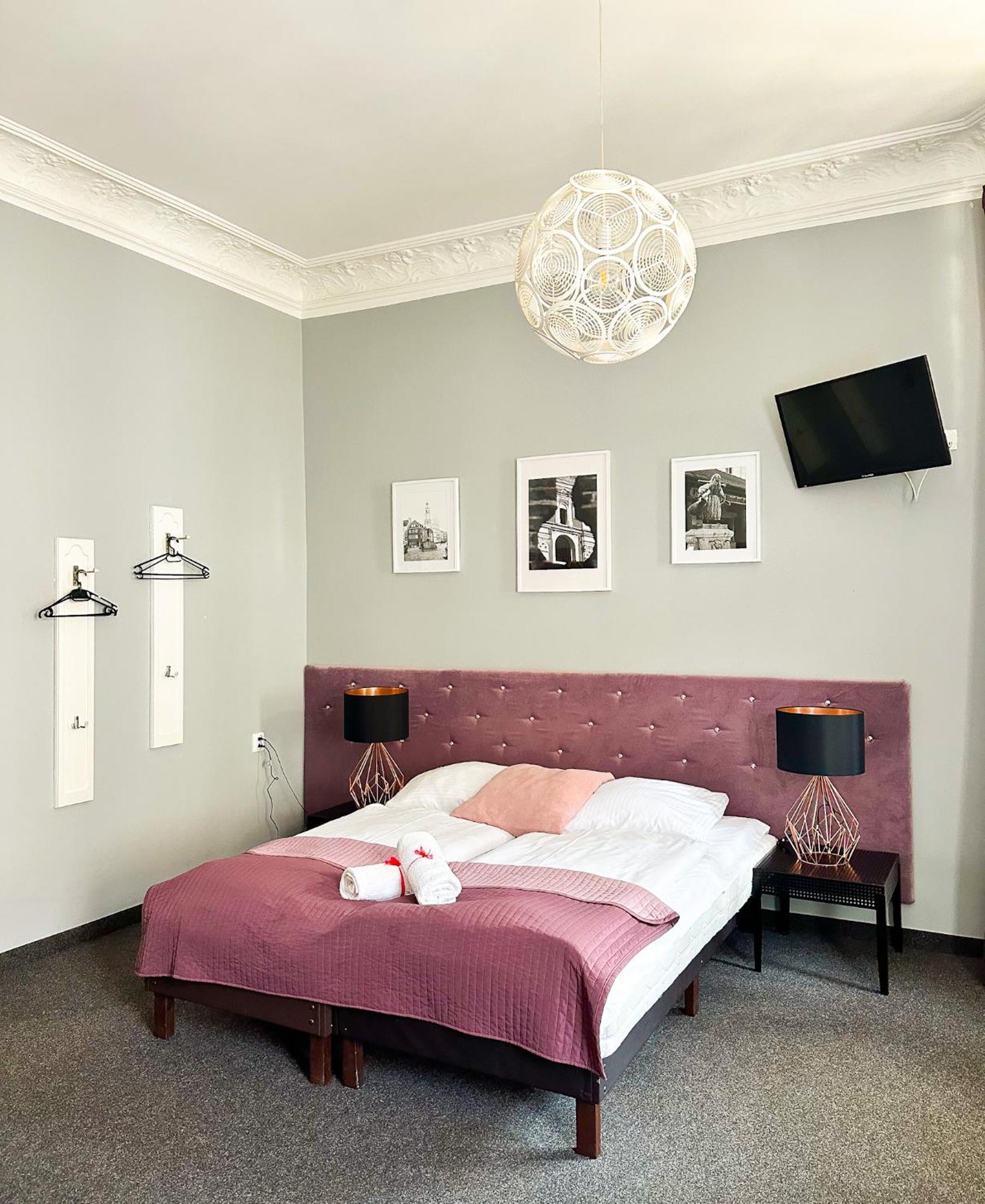 Expolis Residence - City Center Mtp Targi - 24H #Betterthanyourex Poznań Buitenkant foto