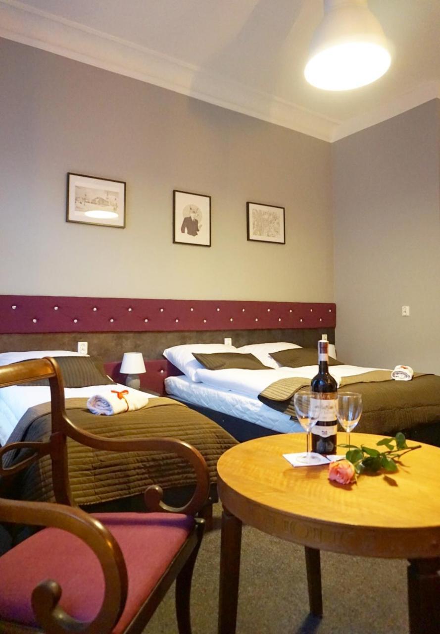 Expolis Residence - City Center Mtp Targi - 24H #Betterthanyourex Poznań Buitenkant foto