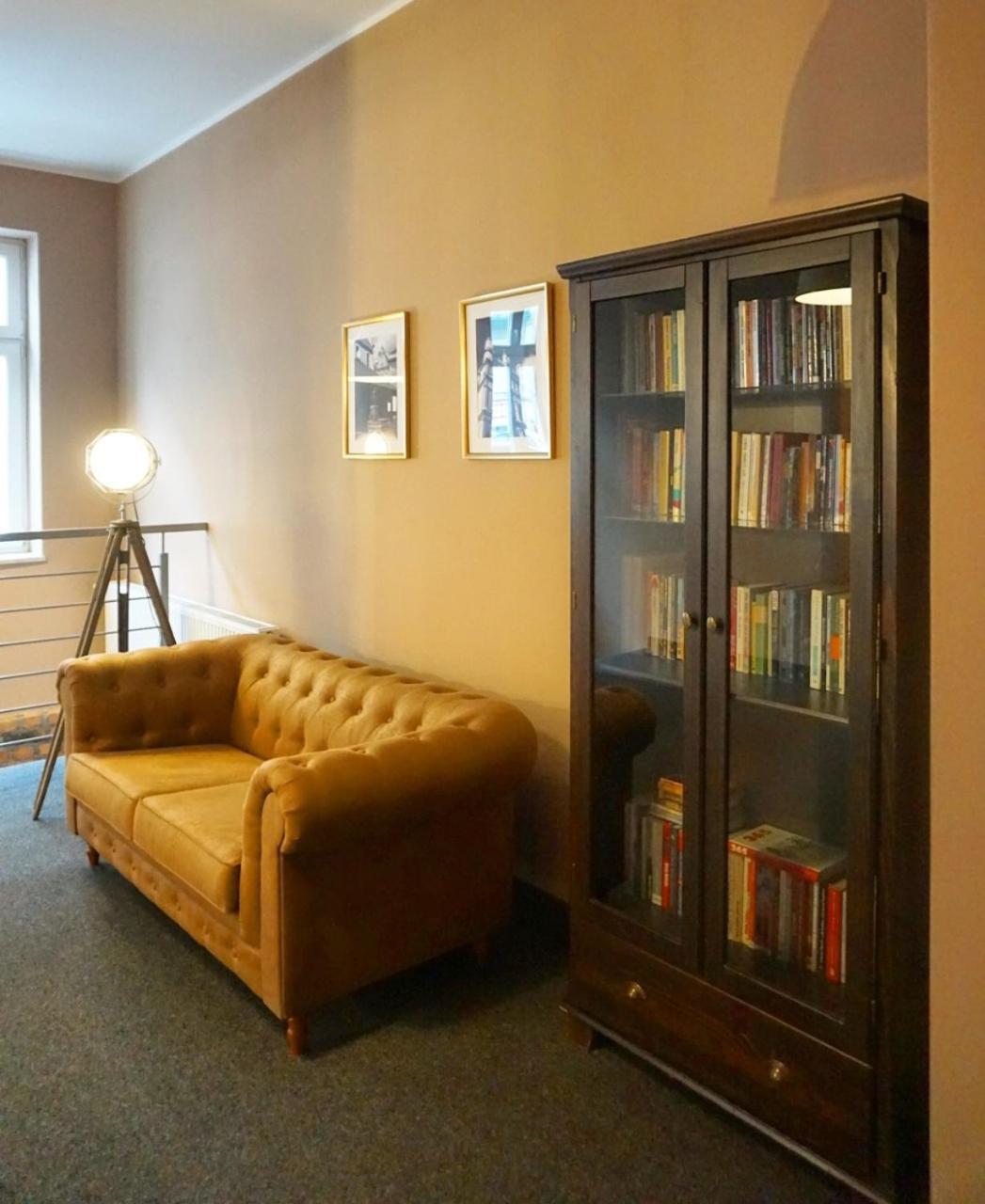 Expolis Residence - City Center Mtp Targi - 24H #Betterthanyourex Poznań Buitenkant foto